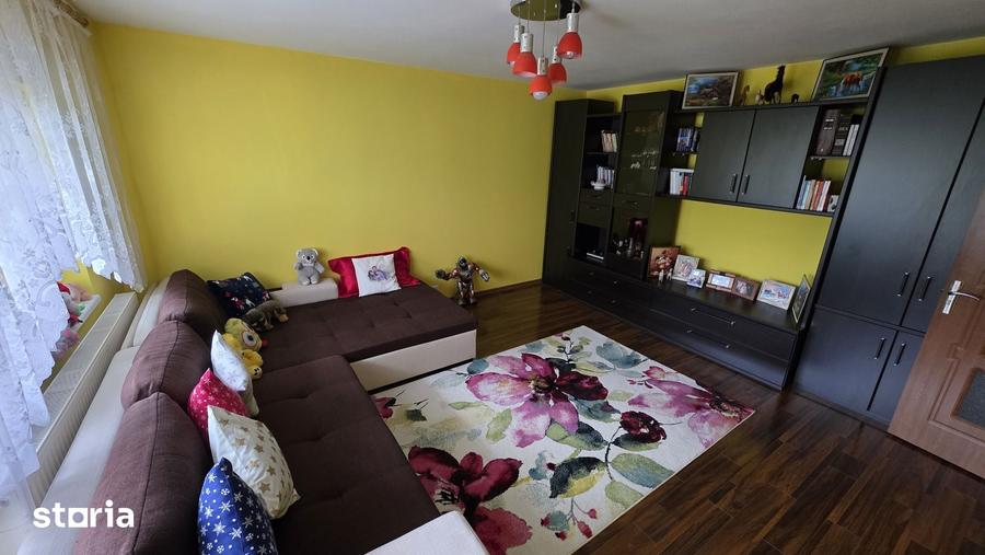 Apartament cu 3 camere în Mircea-Vodă