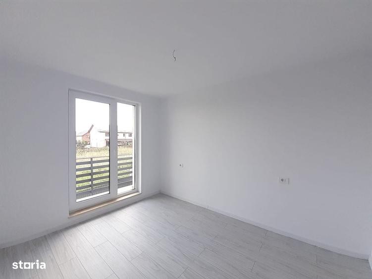 Casă cu 4 camere în Rediu
