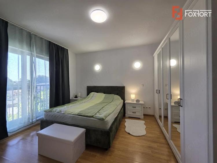 Apartament cu 2 camere decomandat în Subcetate
