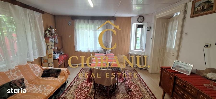 Casă cu 4 camere în Popoveni