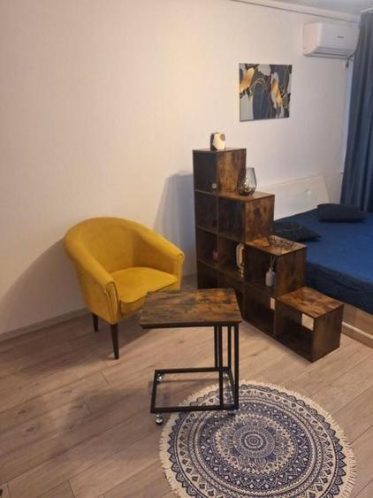 Garsonieră decomandată în Tineretului