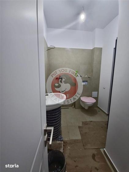 Casă cu 5 camere decomandat cu Teren 120 Mp în Bucureștii Noi