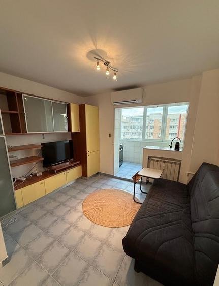 Apartament cu 2 camere decomandat în 13 Septembrie