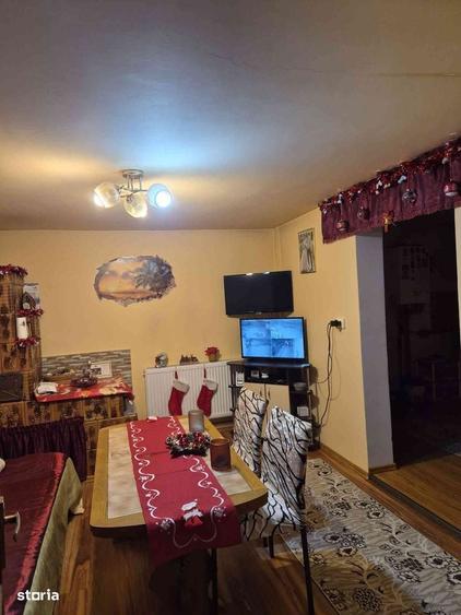 Casă cu 4 camere în Lerești
