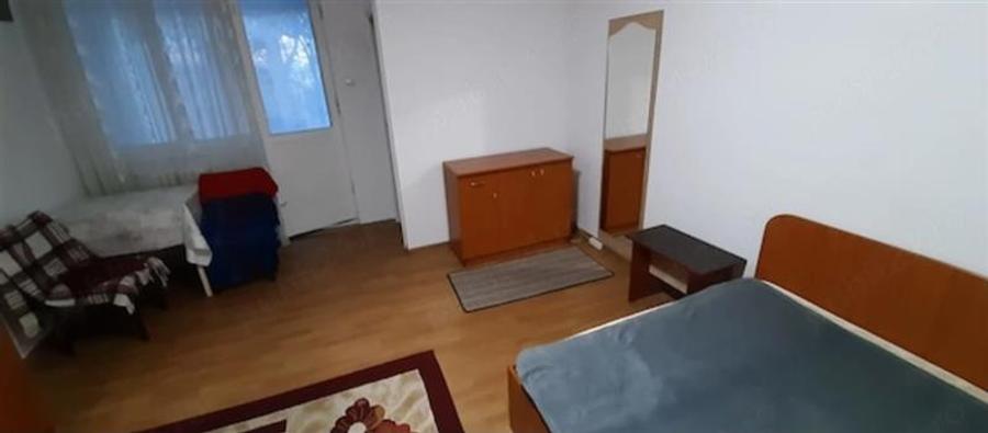 Garsonieră decomandată în Tătărași