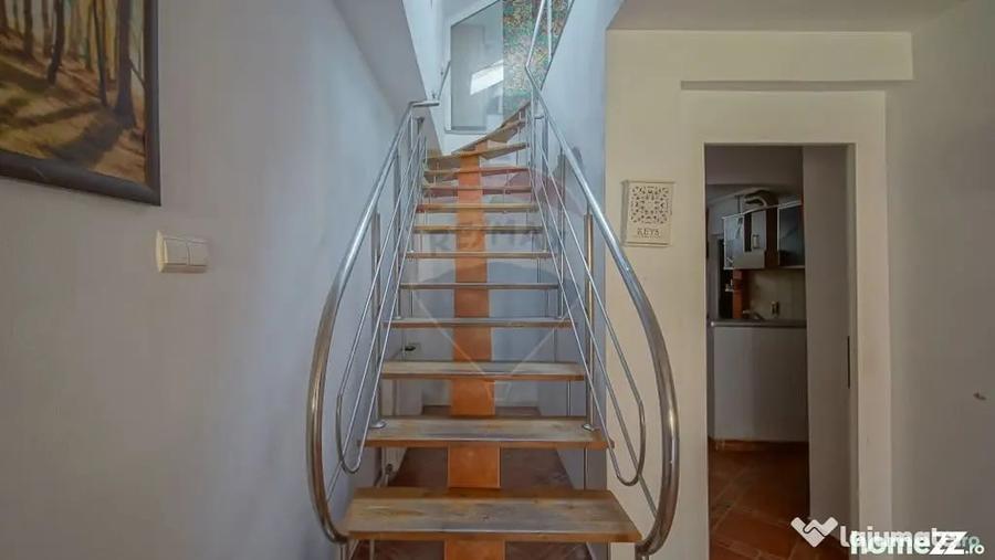 Casă cu 4 camere cu Teren 108 Mp în Schei