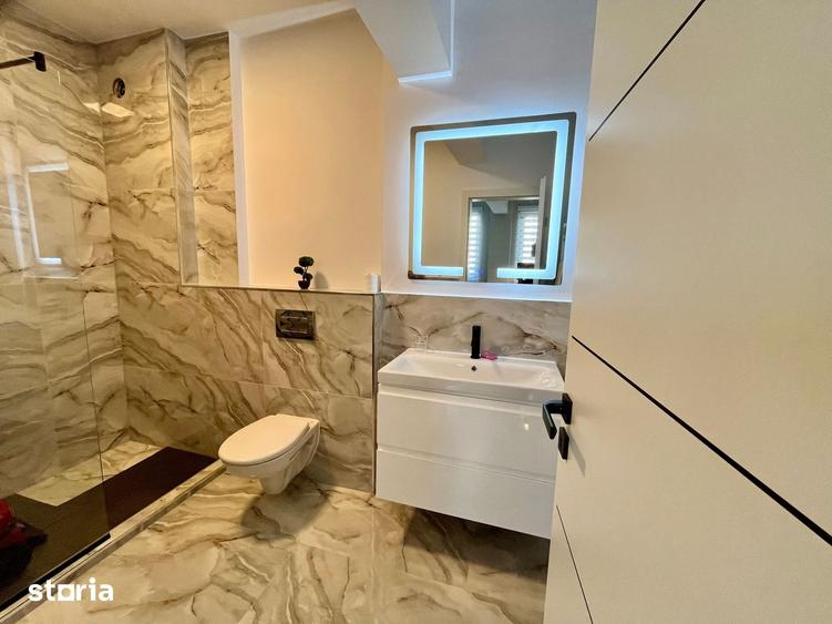 Spațiu comercial, de 47 mp, în Central
