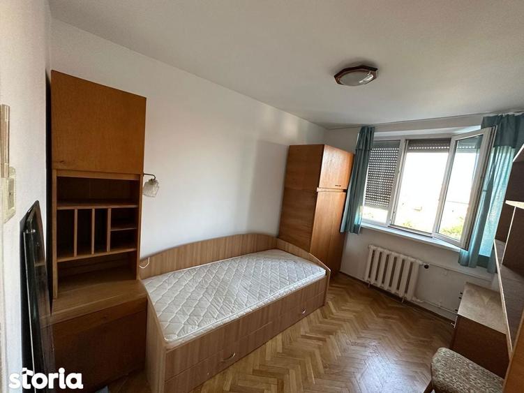 3 camere, 2 bai pentru echipa de 4-5 muncitori - zona Decebal - 3