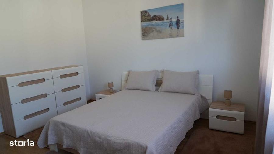 Vila de lux cu 4 camere, 3 dormitoare cu bai proprii si - 8
