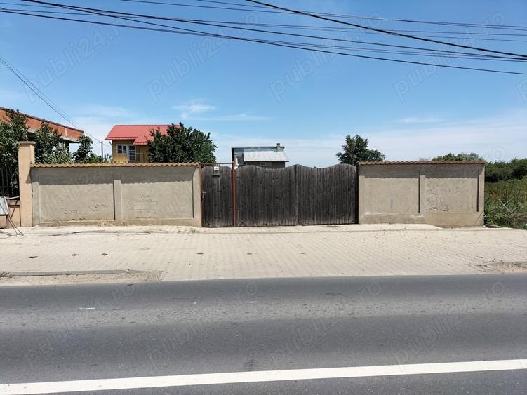 Casă cu 4 camere în Dragomirești-Deal