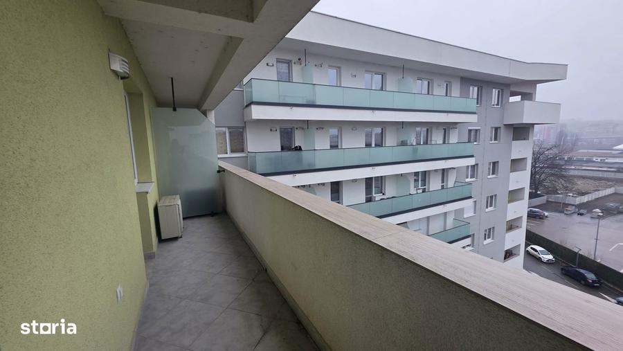 Apartament cu 2 camere decomandat în Est