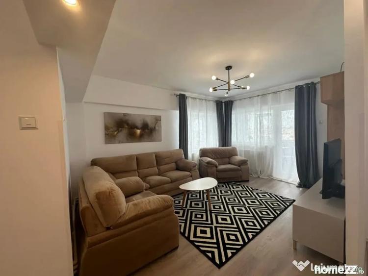 Apartament cu 4 camere decomandat în Dacia