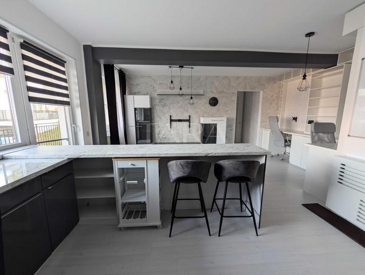 Apartament cu 2 camere semidecomandat, mobilat în Florești