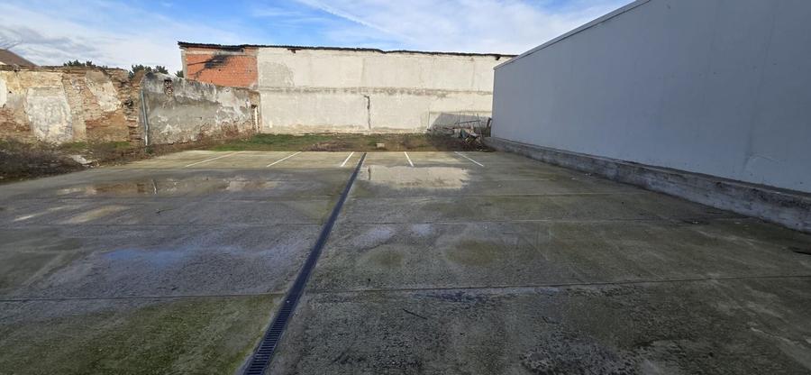 Spațiu comercial, de 200 mp, în Brâncoveanu