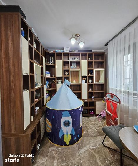 Apartament cu 4 camere în Ultracentral