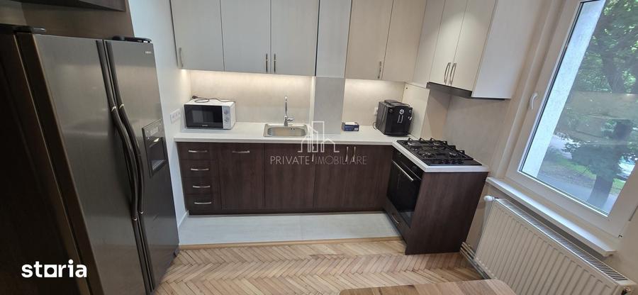 Apartament cu 3 camere în Tudor Vladimirescu