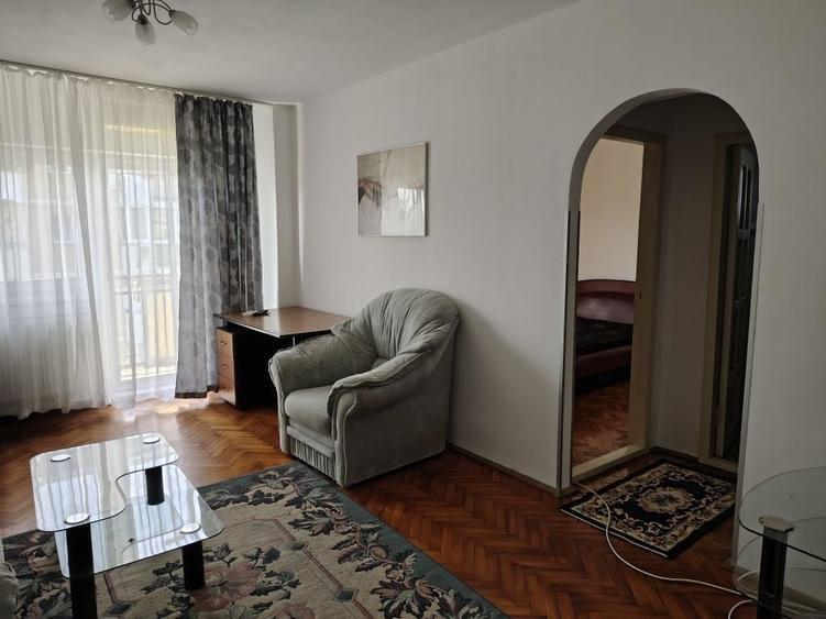 Apartament cu 2 camere semidecomandat în Malul Mureșului