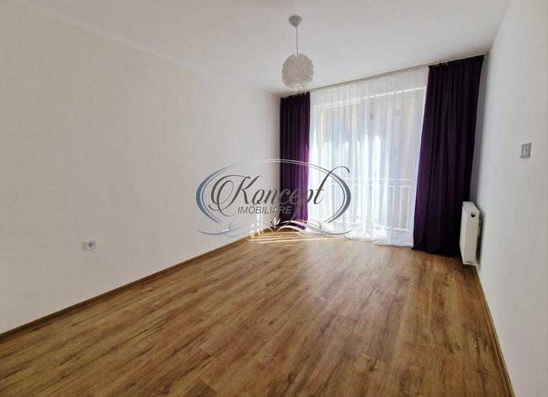 Apartament cu 3 camere semidecomandat, mobilat în Florești