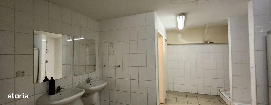 Spațiu comercial, de 6,500 mp, în Central