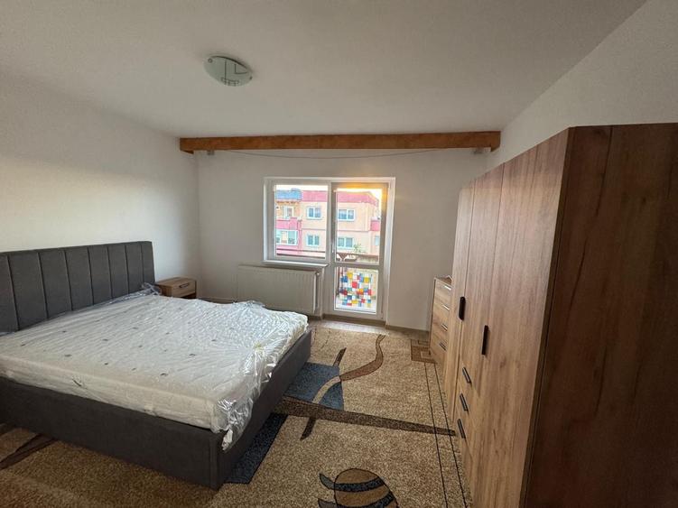 Apartament cu 2 camere semidecomandat în Drumul Carului