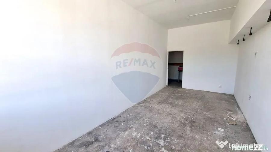 Spațiu comercial, de 370 mp, în Central