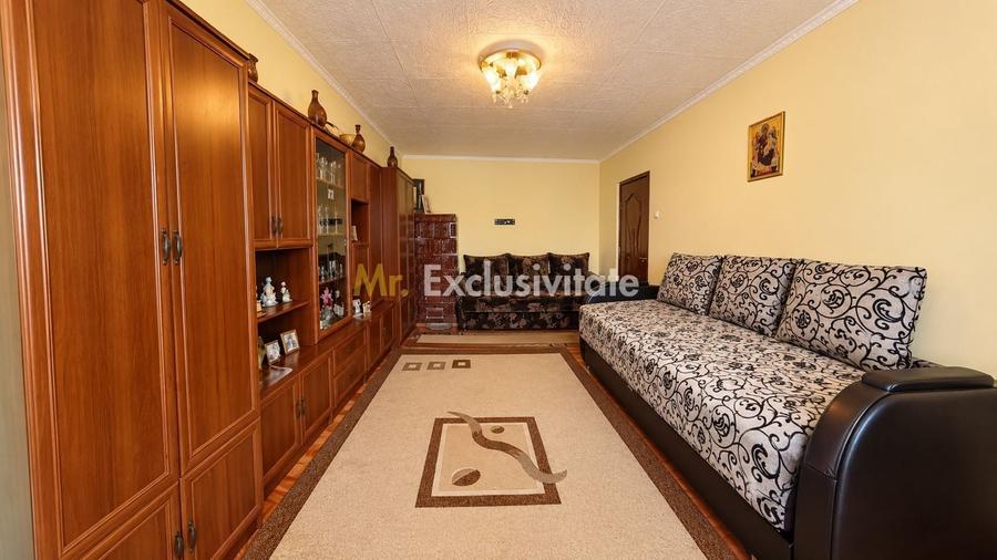 Apartament cu 2 camere decomandat, mobilat în Sud