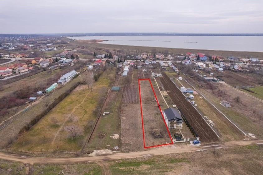 Teren Construcții intravilan de 1293 mp, în Cornetu
