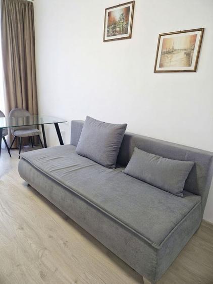Apartament cu 2 camere decomandat, mobilat în Universitate