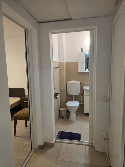 Apartament cu 2 camere semidecomandat în Vatra Luminoasă
