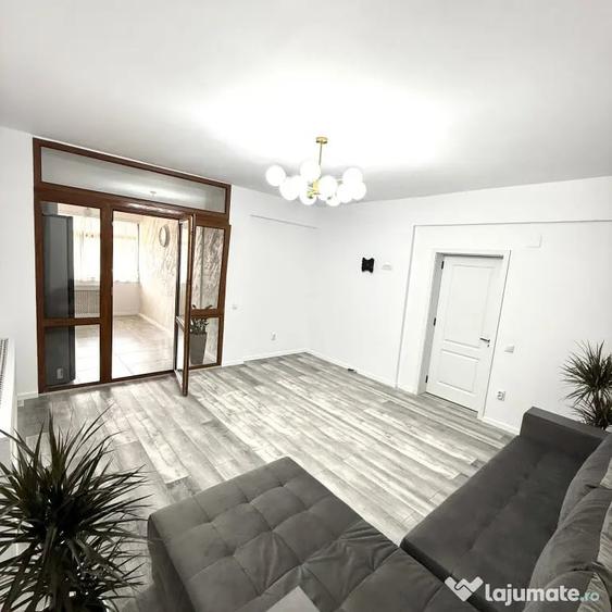 Apartament cu 2 camere semidecomandat în Ghencea