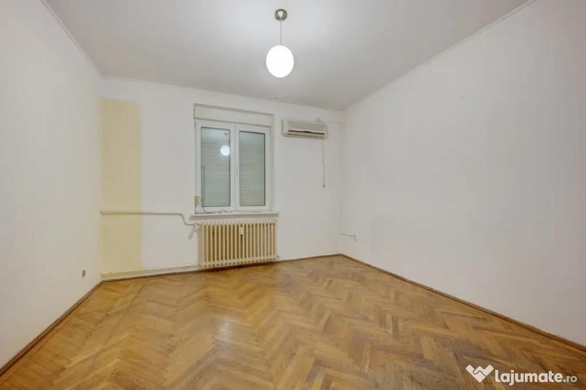 Apartament cu 2 camere decomandat în Basarabia
