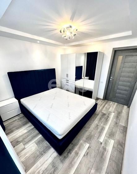 Apartament cu 3 camere decomandat, mobilat în Ultracentral
