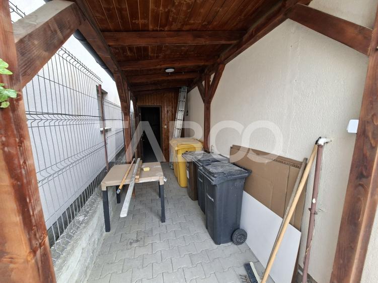 Casă individuală cu 4 camere cu Canalizare în Șura Mică