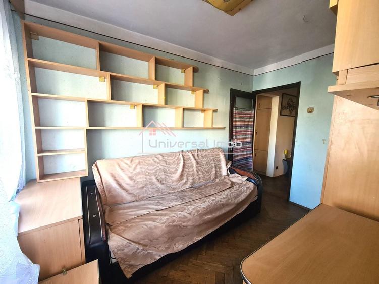 Apartament cu 4 camere decomandat, mobilat în Mănăștur
