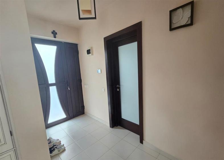 Casă individuală cu 4 camere cu Teren 500 Mp în Sfântu Ilie