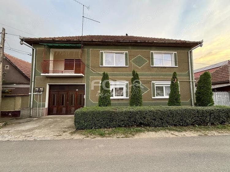 Casă cu Teren 806 Mp în Sântandrei