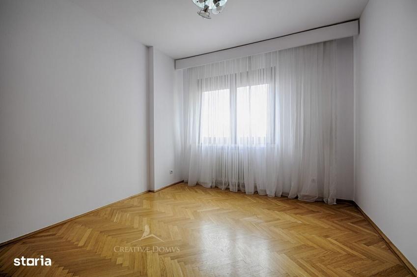 Apartament cu 4 camere în Batistei
