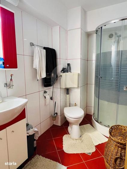 Apartament cu 4 camere în Marghiloman