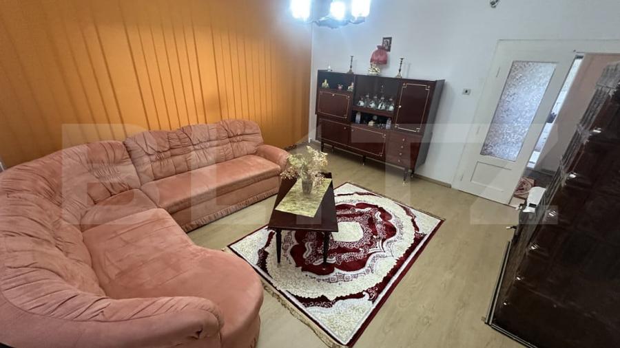 Casă cu 3 camere cu Teren 200 Mp în Central