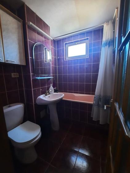 Apartament cu 2 camere decomandat în Mărăței