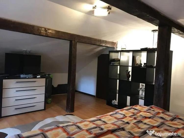 Apartament cu 3 camere semidecomandat în Bulgaria