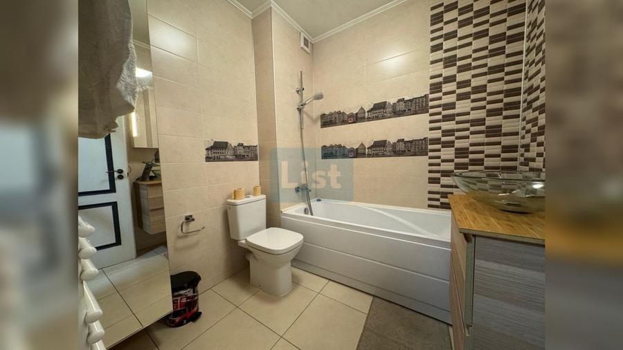Apartament cu 2 camere semidecomandat, mobilat în Semicentral