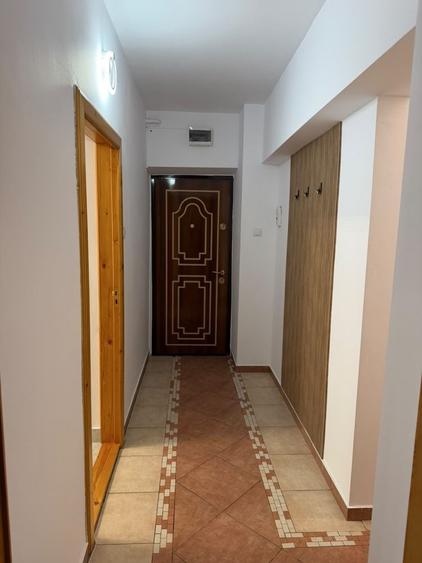 Apartament cu 3 camere decomandat în Ultracentral