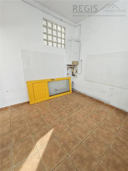 Spațiu comercial, de 35 mp, în Județean