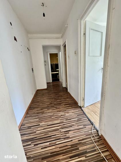 Apartament cu 2 camere decomandat în Republicii