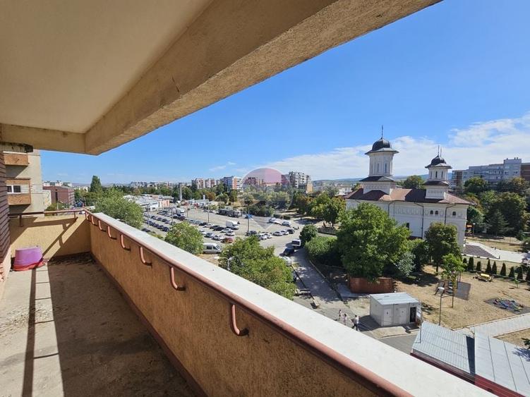 Apartament cu 2 camere decomandat în Mărăști