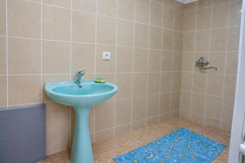 Casă cu 2 camere cu Teren 1421 Mp în Bistrița
