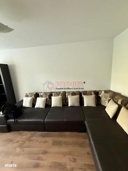 Apartament cu 3 camere decomandat în Alexandru Obregia