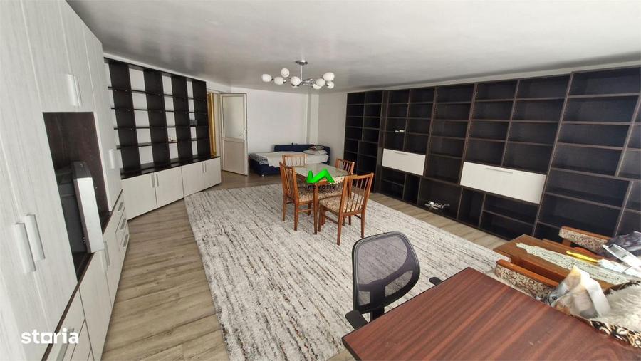 Casă cu 5 camere cu Teren 300 Mp în Terezian