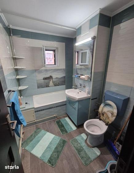 Apartament cu 2 camere decomandat în Calea București